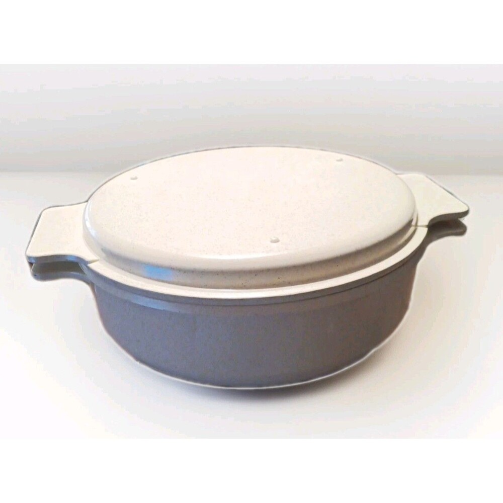 Rare Vintage Club 3 Quart Casserole Dish Microwavable Littonware Style USA Made